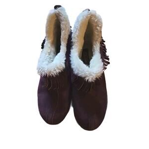 Clarks Purple Leather Faux Fur Lined Fringe Slip On Slippers Womans Size 9M